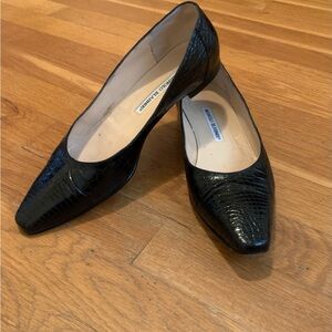 Manolo Blahnik black leather alligator flats